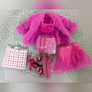 Pink Rainbow High clothes